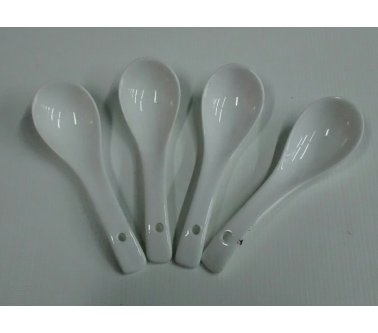 Cucharitas blancas Cucharitas blancas