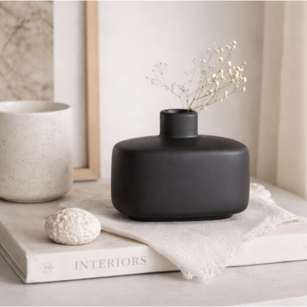 Jarron ceramica negro 11*8*6.5  7514
