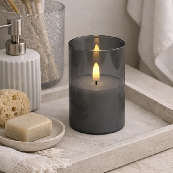 Vela recipiente de vidrio 7.5*7.5*15 1408 negra 