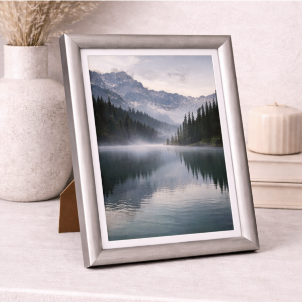 Marco para foto madera paspartu 20*25 plata 2021.8