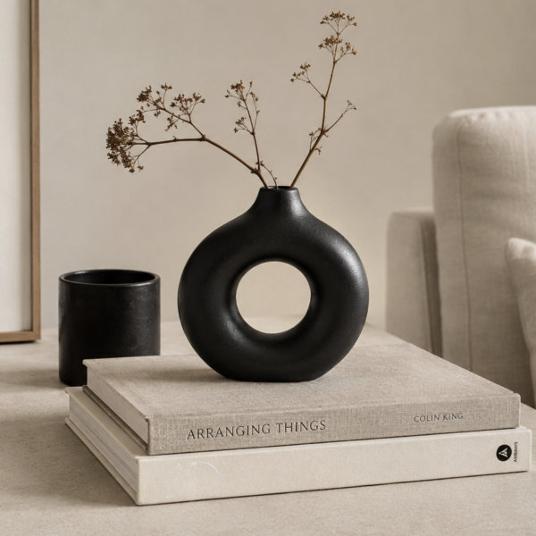 Florero minimalista ceramico negro 15*14  8833n 