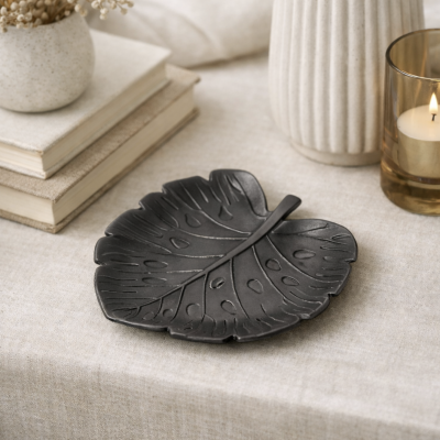 Centro de mesa hoja 27*27 negra 4213