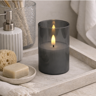 Vela recipiente de vidrio 7.5*7.5*15 1408 negra 