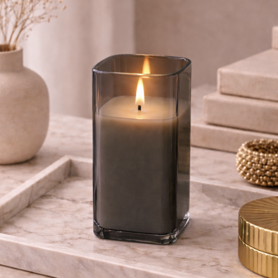 Vela recipiente de vidrio 7.5*7.5*15 negra 1411